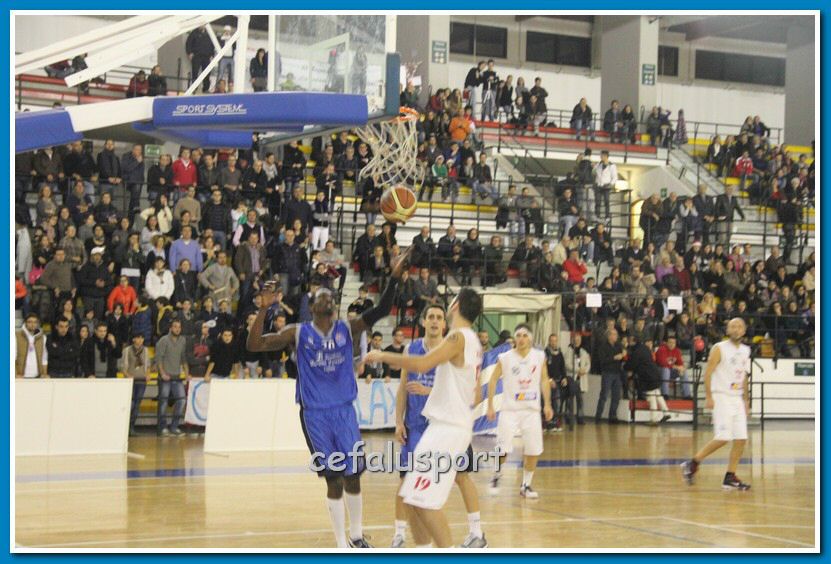 121223 Aquila 474_tn.jpg